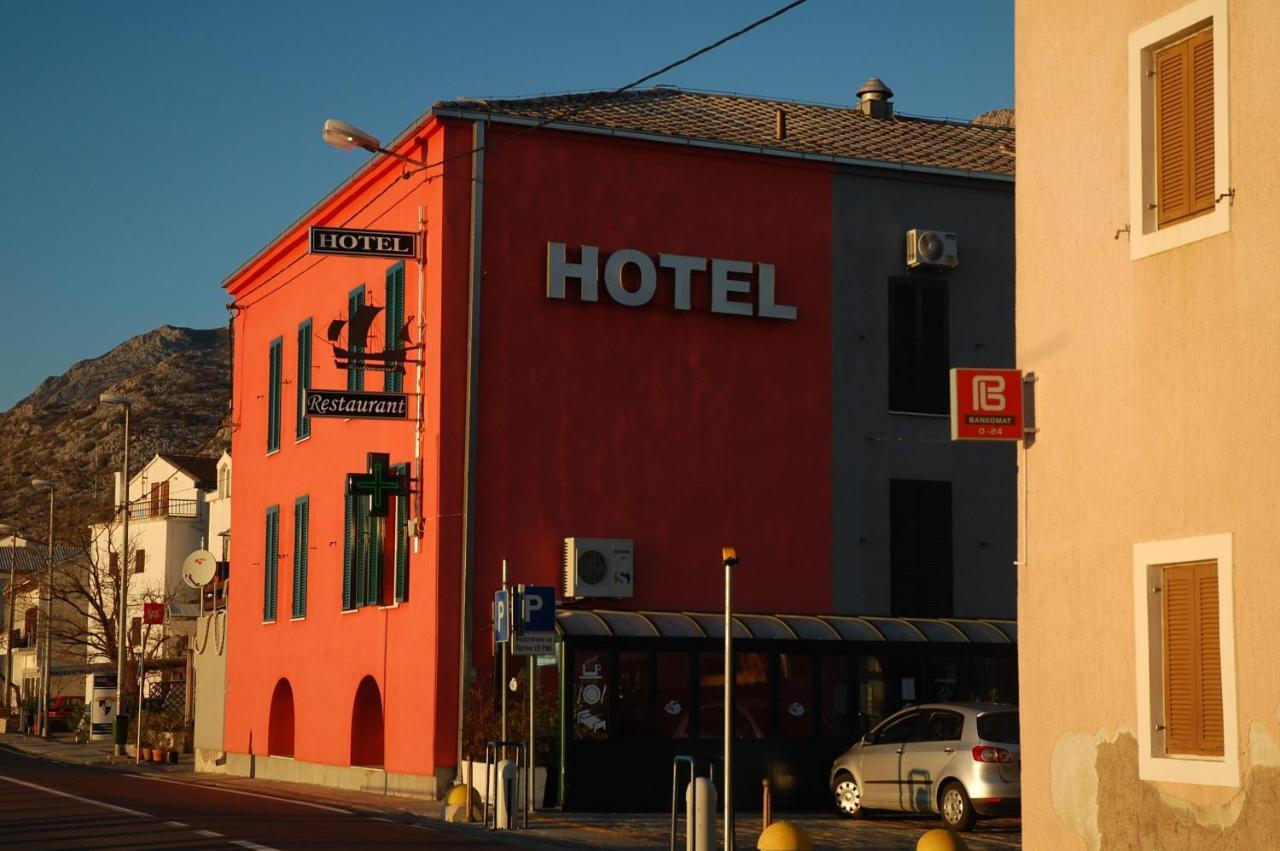 Hotel Palace Vrkljan Karlobag Extérieur photo